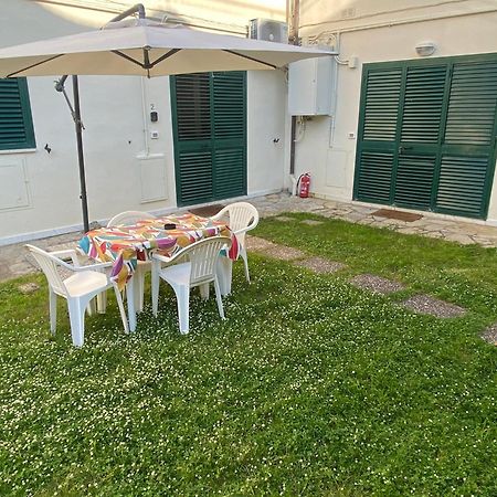 Le Tre Isolette A 200M Dal Mare Apartman Marina Di Pisa Kültér fotó