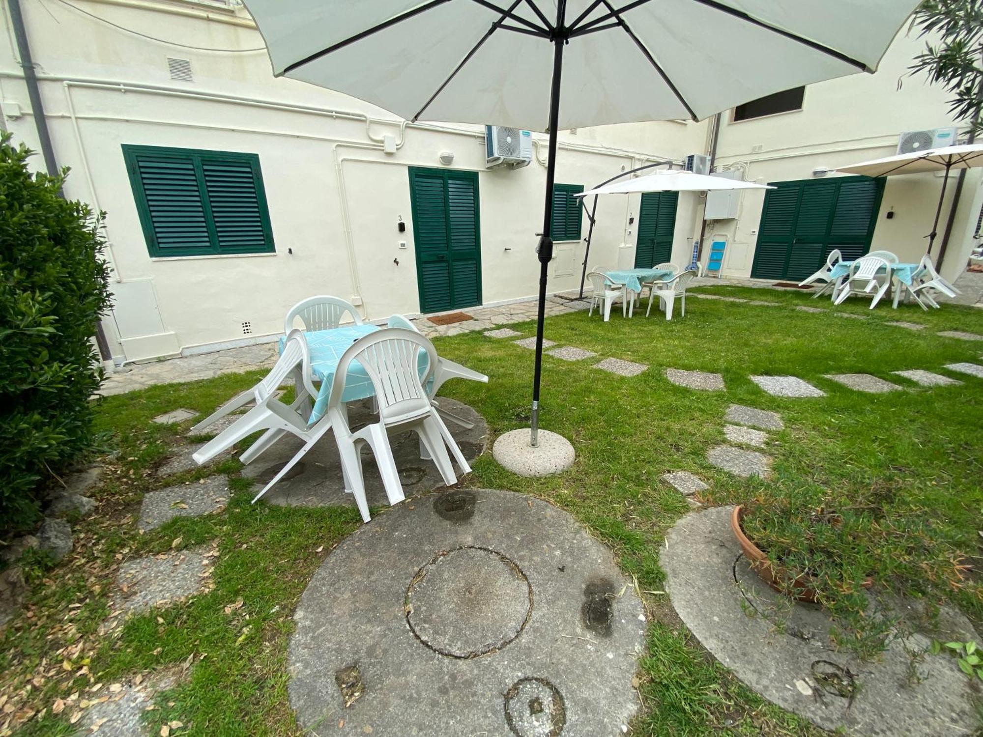 Le Tre Isolette A 200M Dal Mare Apartman Marina Di Pisa Kültér fotó