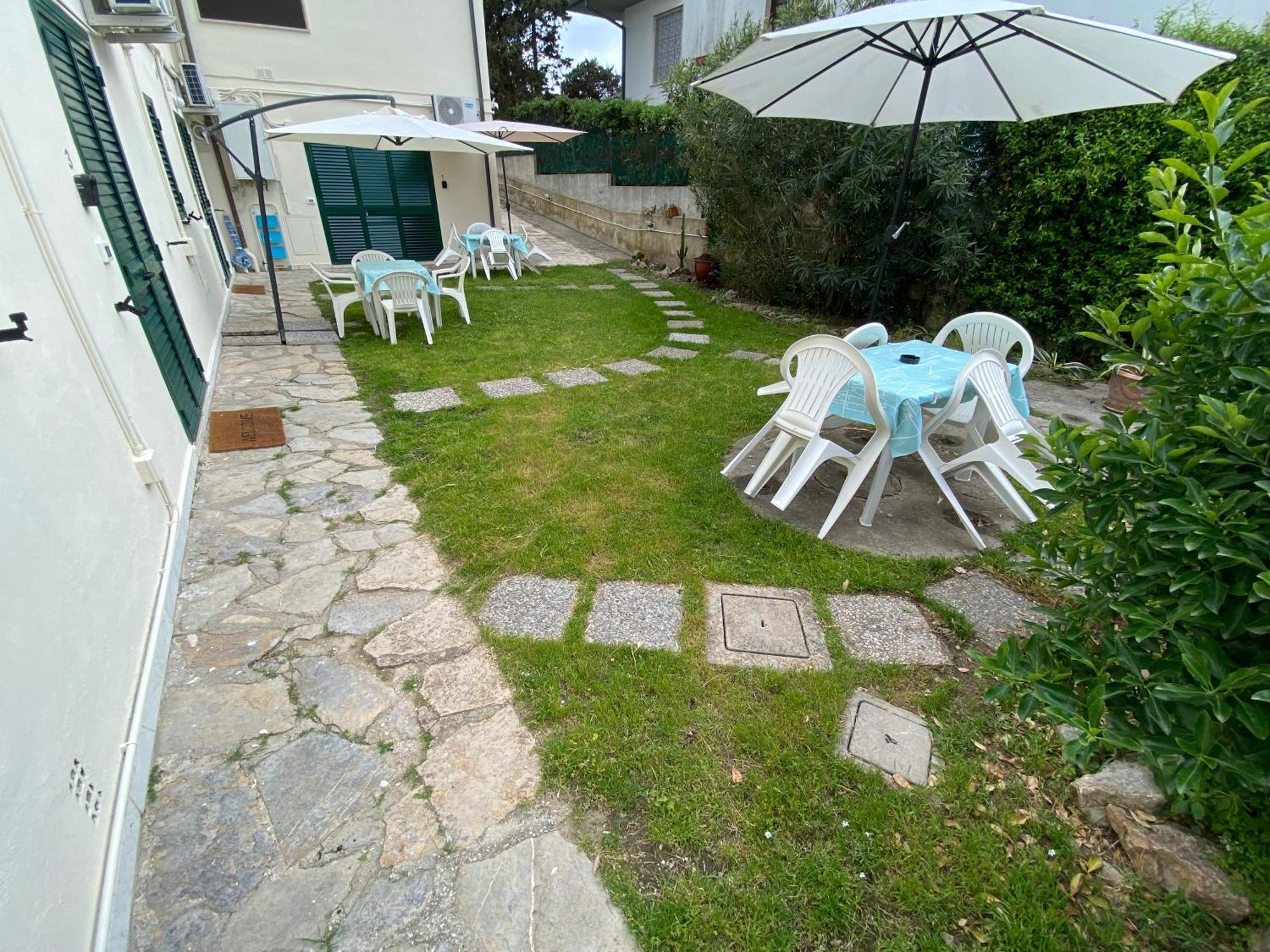 Le Tre Isolette A 200M Dal Mare Apartman Marina Di Pisa Kültér fotó