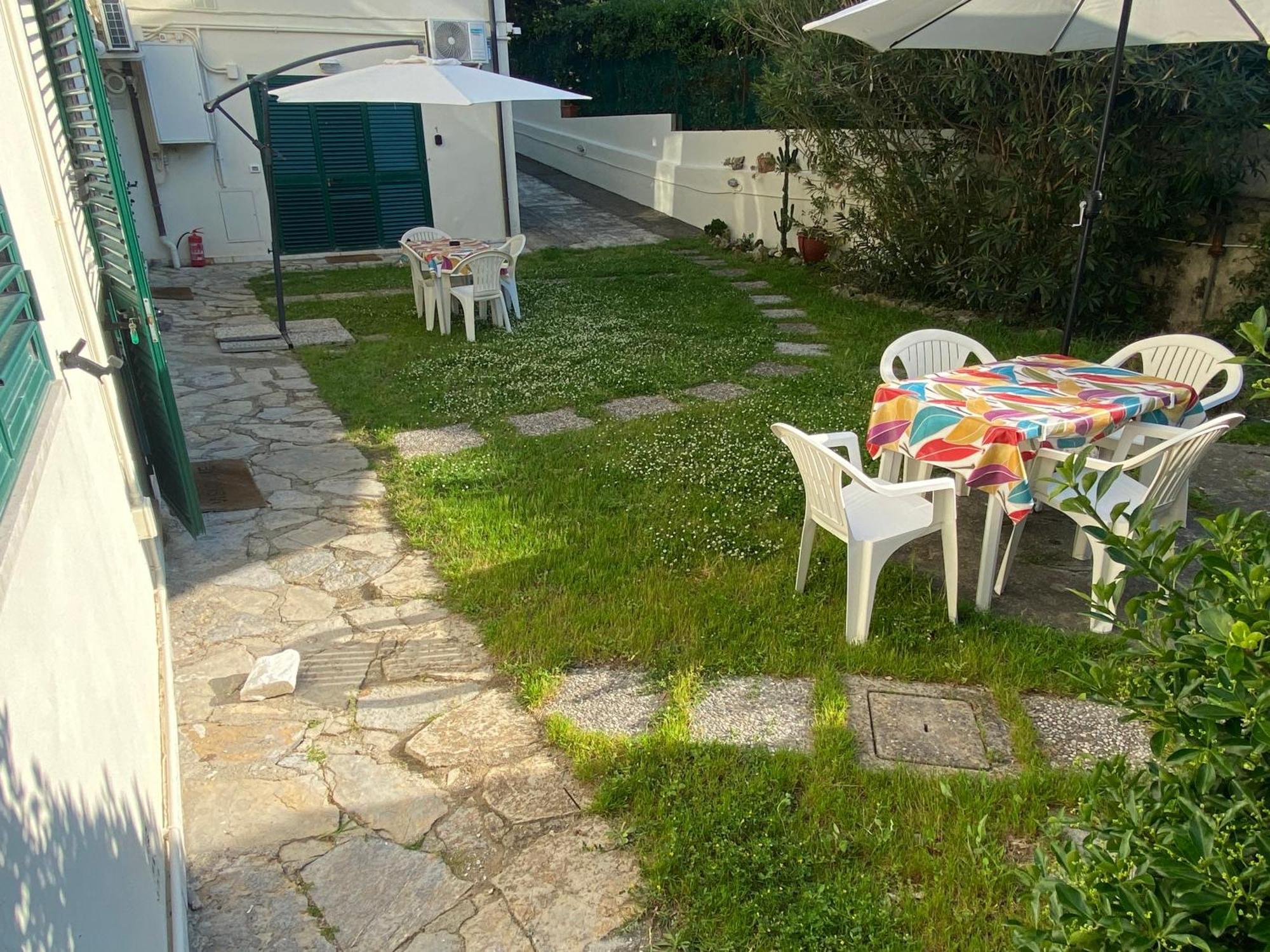 Le Tre Isolette A 200M Dal Mare Apartman Marina Di Pisa Kültér fotó